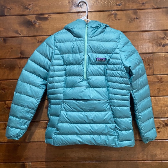 patagonia women's down sweater hoody pullover